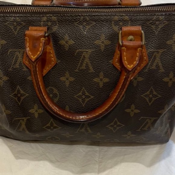 Louis Vuitton Bag - Picture 10 of 16